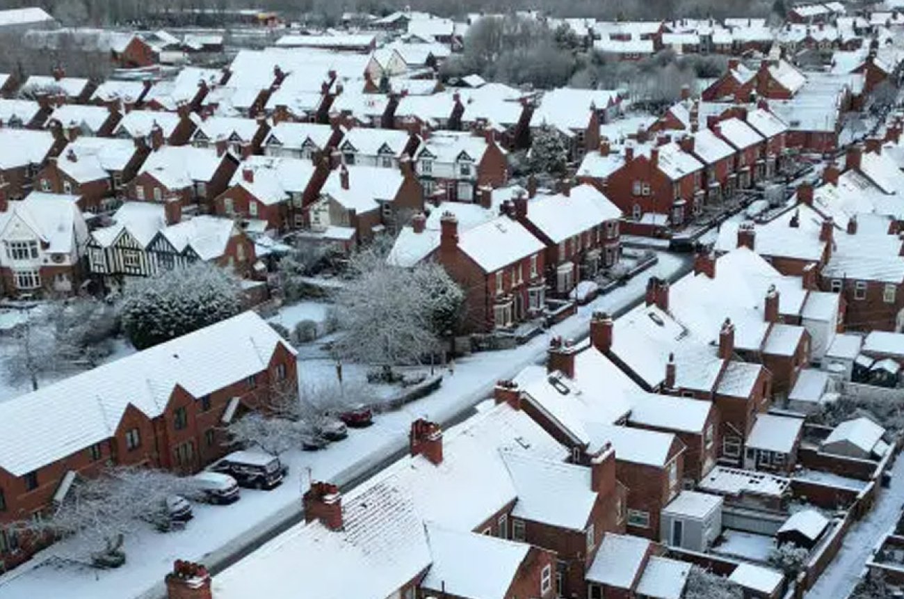 UK Braces for Disruptive Snow and Subzero Temperatures as Arctic Blast Hits