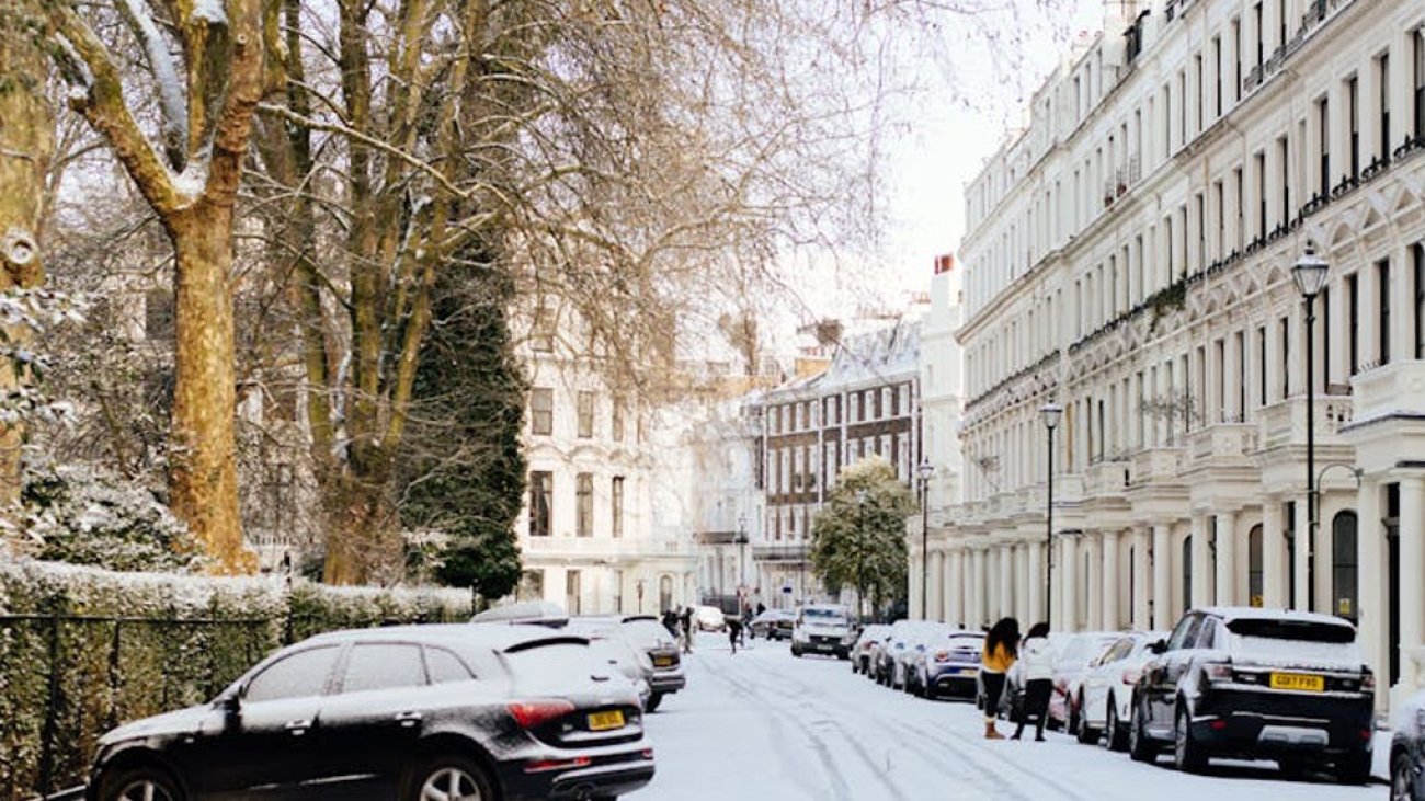 UK Braces for Severe Weather as New Year Celebrations Face Disruption