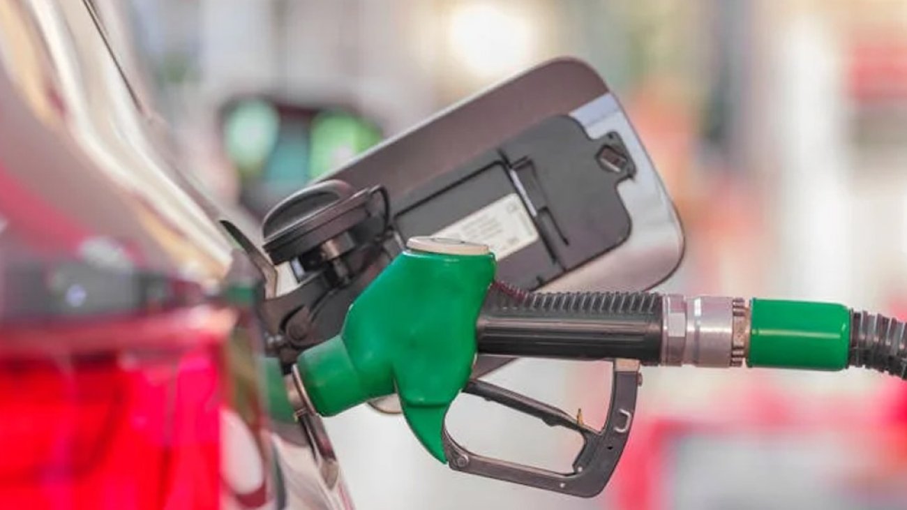 UK Government Seeks Industry Feedback on 2030 Petrol and Diesel Car Ban