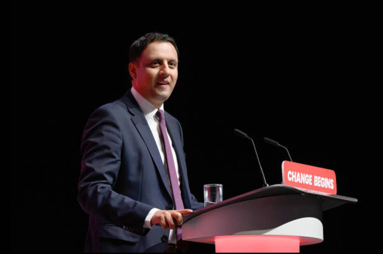 Scottish Labour leader Anas Sarwar addressing election strategy