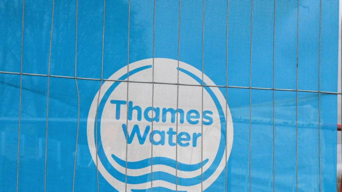 Thames Water bonus protest
