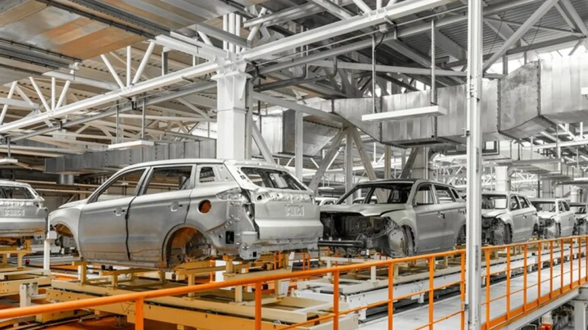 British-Car-Production-Declines-to-Lowest-in-Decades-What-Does-This-Mean-for-the-Industry UK car production decline and electric vehicle shift