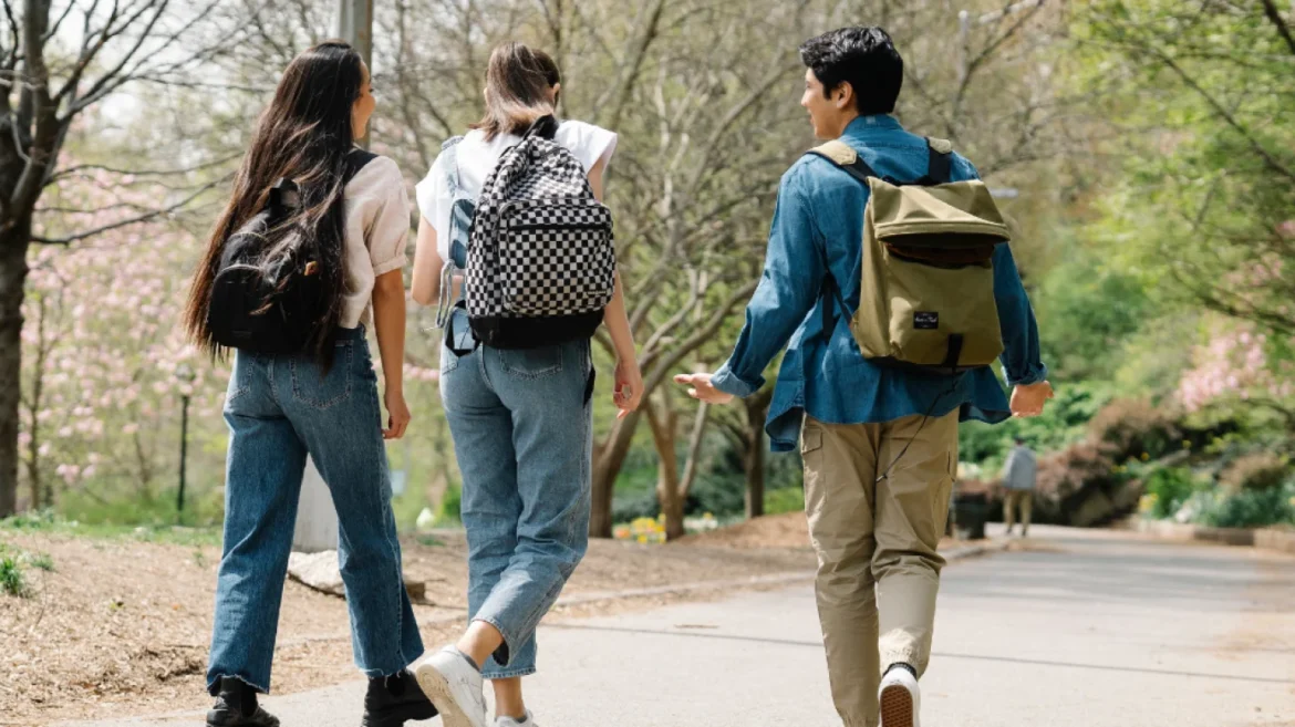 UK student visa warning