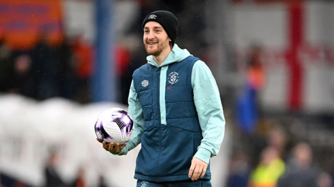 Luton-Captain-Tom-Lockyer-Urges-Fans-to-Learn-CPR-After-Cardiac-Arrest-Scare