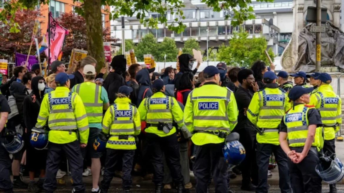 Free speech policing debate