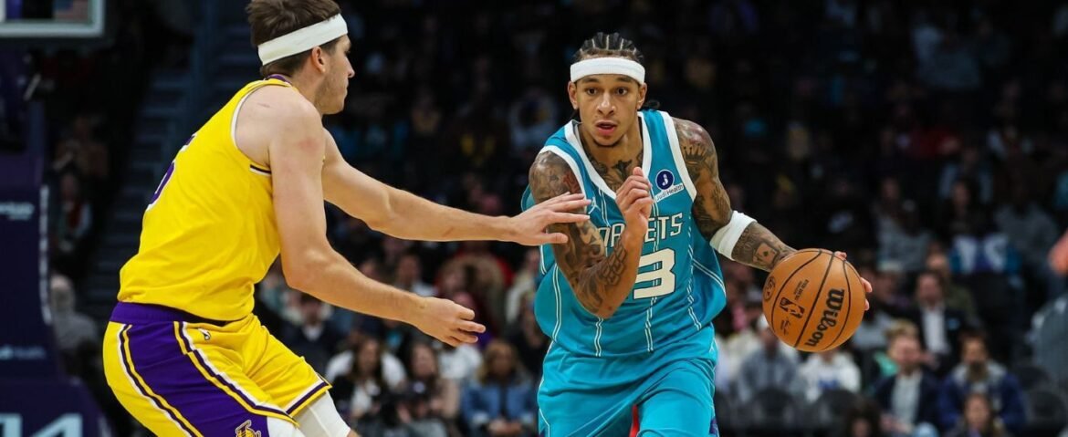 Lakers vs Hornets game